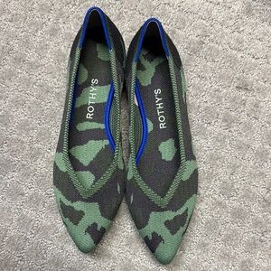 Rothy's Women's Camouflage Flats - Green and Black